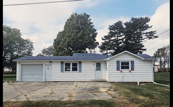 3BR 2BA Ranch on Edge of Town!