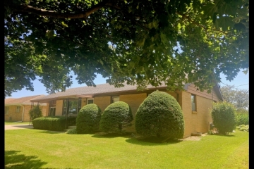 3BR Brick Ranch Just W of Sterling!
