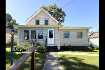 3BR Home in Quiet SE Dixon Location!
